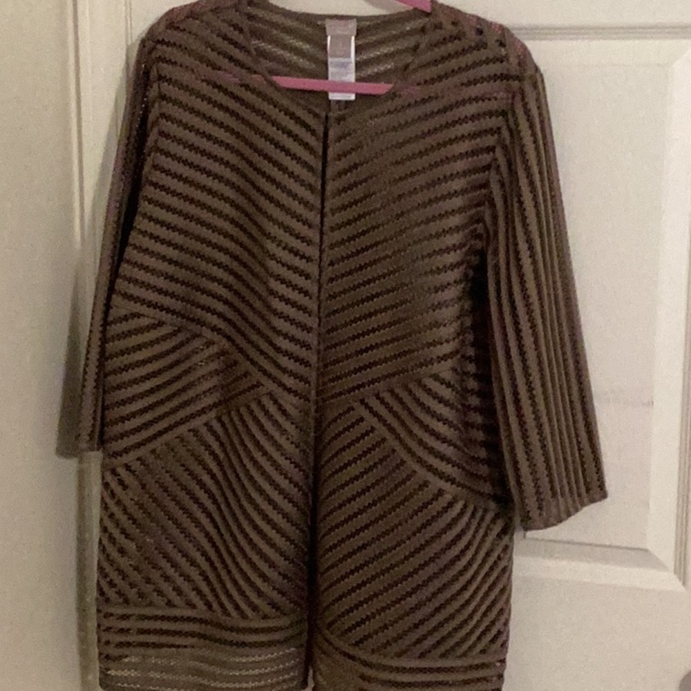 Chicos jacket with snap closure